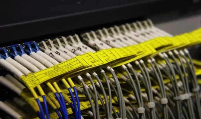 東莞機(jī)房建設(shè)工程走線